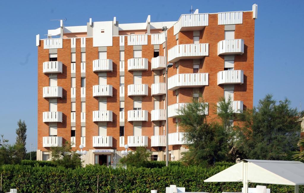 Hotel Continental Fano Exterior photo